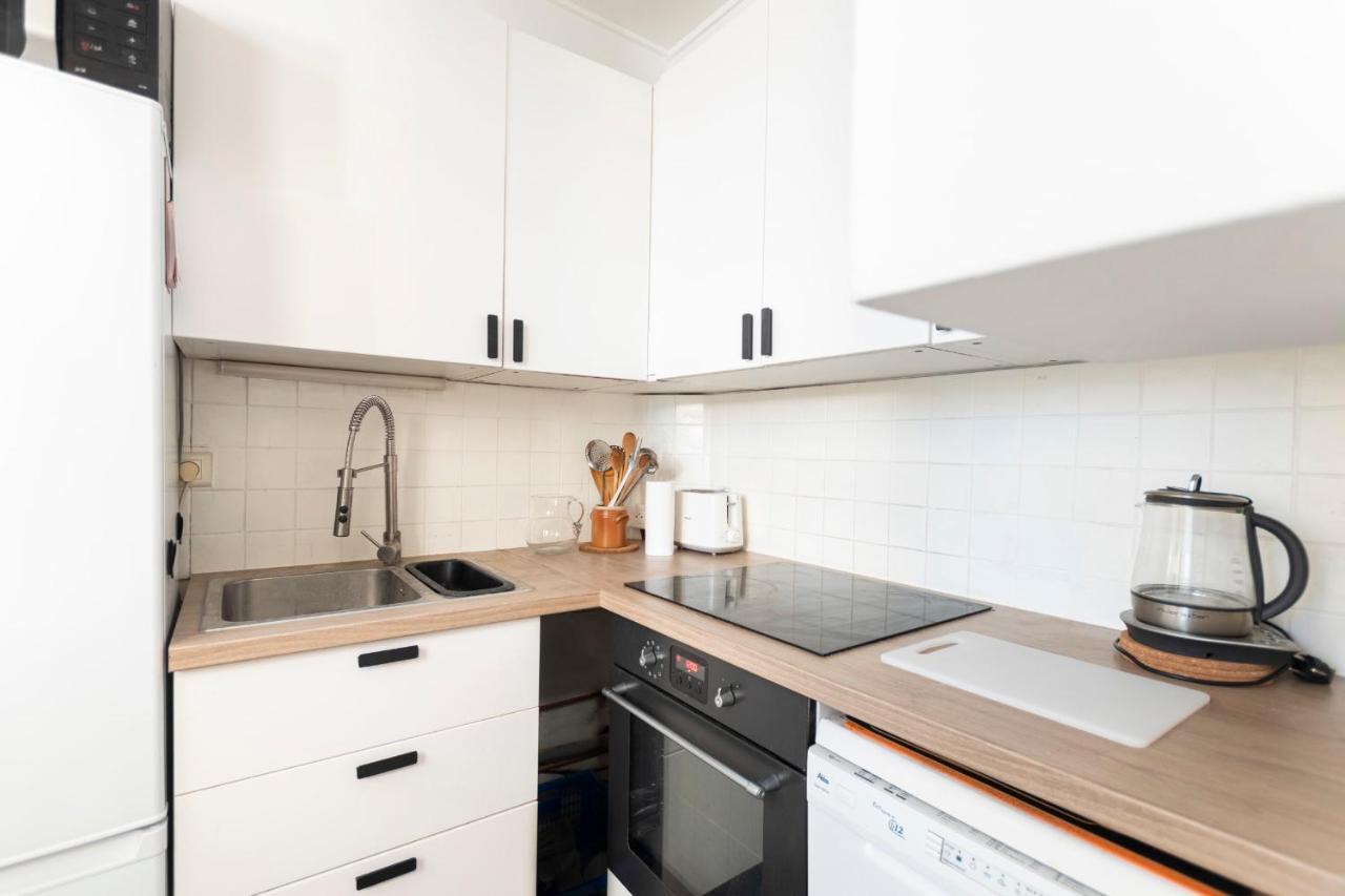 Guestready - Lovely Bright Flat With Private Patio Paris Exterior foto